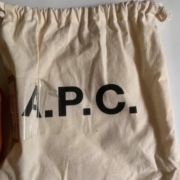 French designer A.P.C. Mini Louisette Leather Bag in Powder Pink BNWT + Dustbag - Picture 6 of 16